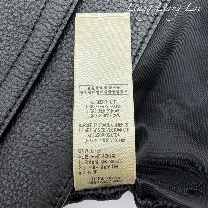 BURBERRY 格紋壓紋小牛皮黑色斜背包-16