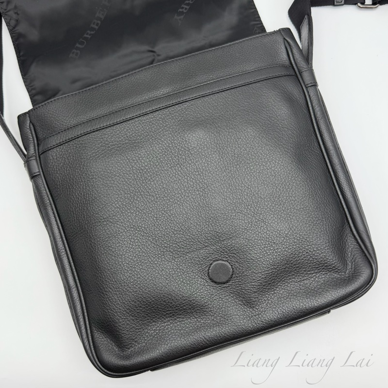 BURBERRY 格紋壓紋小牛皮黑色斜背包-21