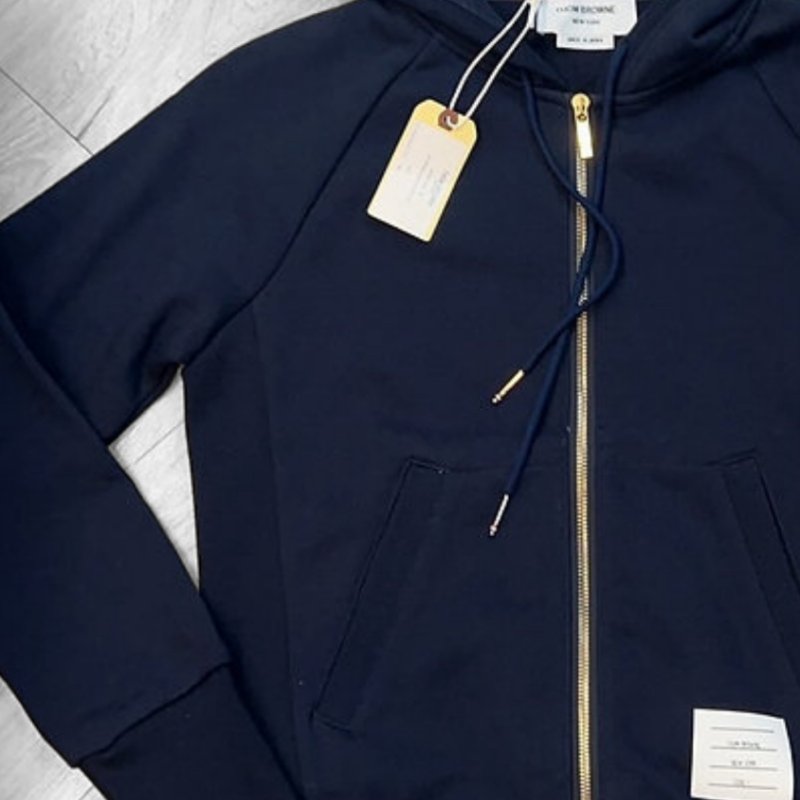 瑕疵品出清 🔥 雙11全面開搶・全館折扣限時開啟！【THOM BROWNE-TB】經典四條紋雙向拉鍊衛衣連帽外套 深藍(下單前須先私訊)-2