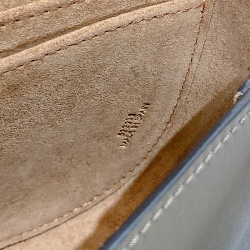 TW4494 LOEWE 羅威迷你翻蓋式拍褸肩帶包包MINI GATE SHOULDER BAG CALFSKIN-16