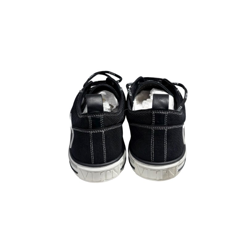 VALENTINO BLACK SNEAKER-3