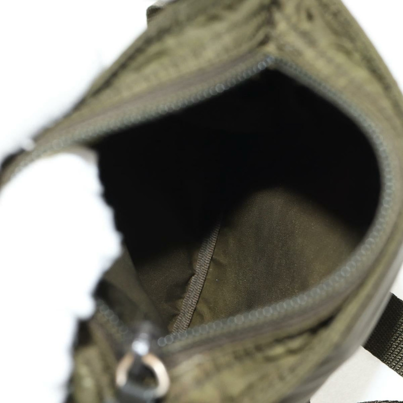 【日本直送】PRADA 尼龍卡其色銀色手拿包/單肩包 Auth am9274V-10