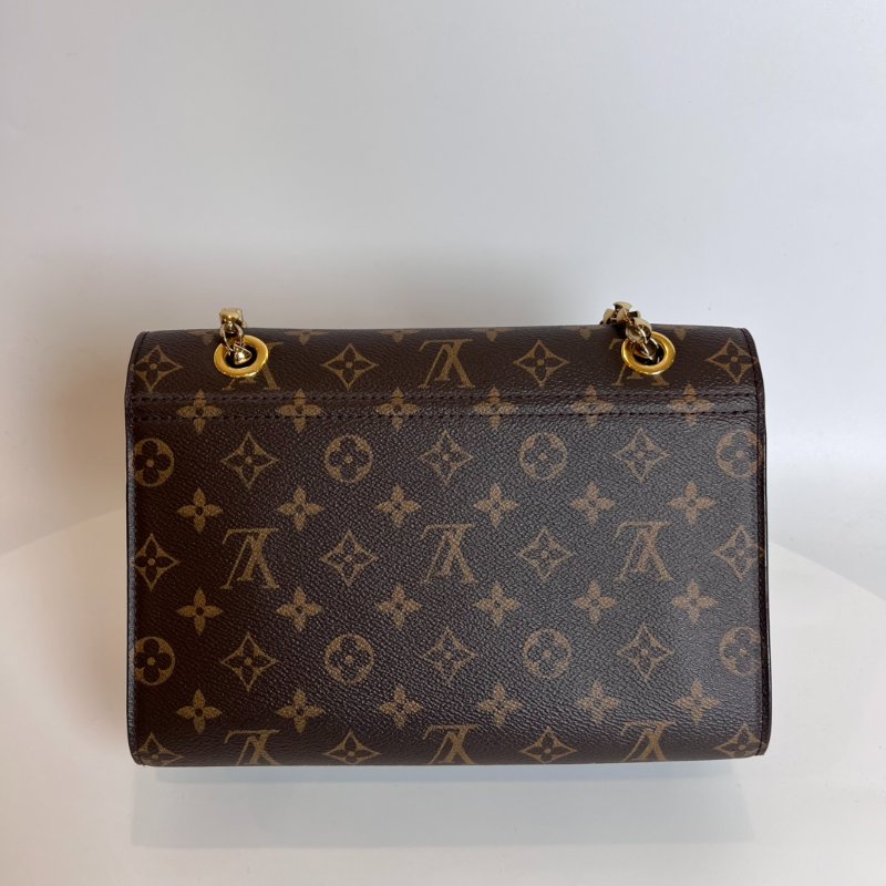 LV M41731 紅Victoire 珠寶鍊包-1