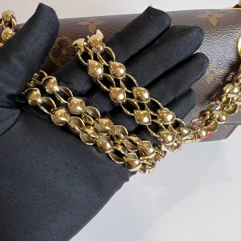 LV M41731 紅Victoire 珠寶鍊包-11