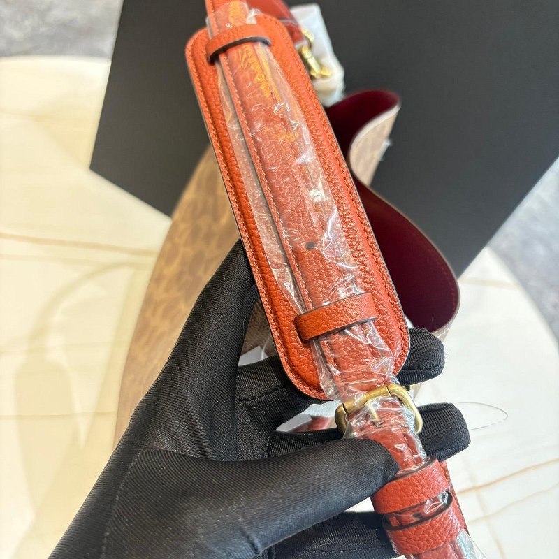 *SHIHNA名牌精品* COACH PVC塗層帆布印花肩背袋-2