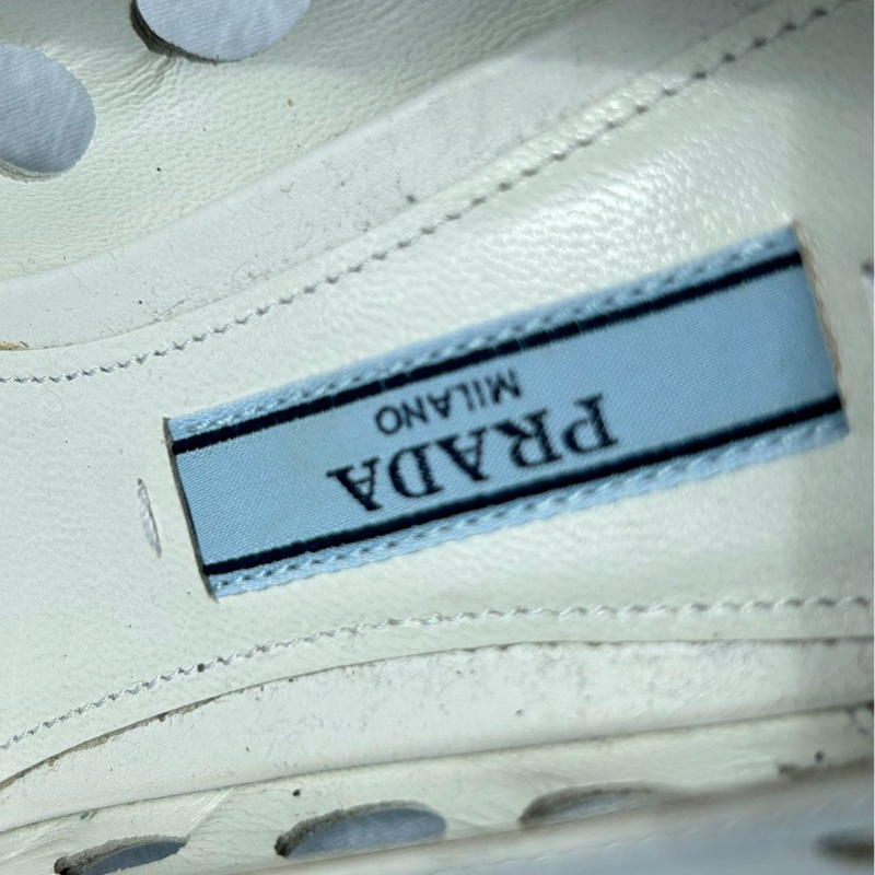 普拉達包頭涼鞋，36.5碼，白色拼色設計，-3