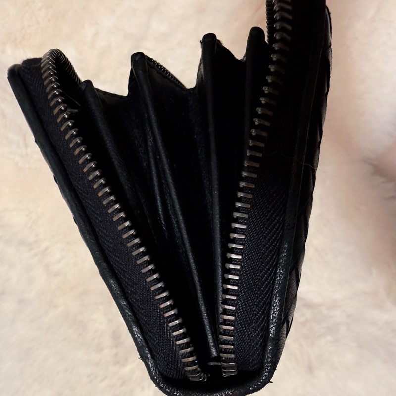 BOTTEGA VENETA 編織小牛皮拉鍊手拿長夾 黑色-4