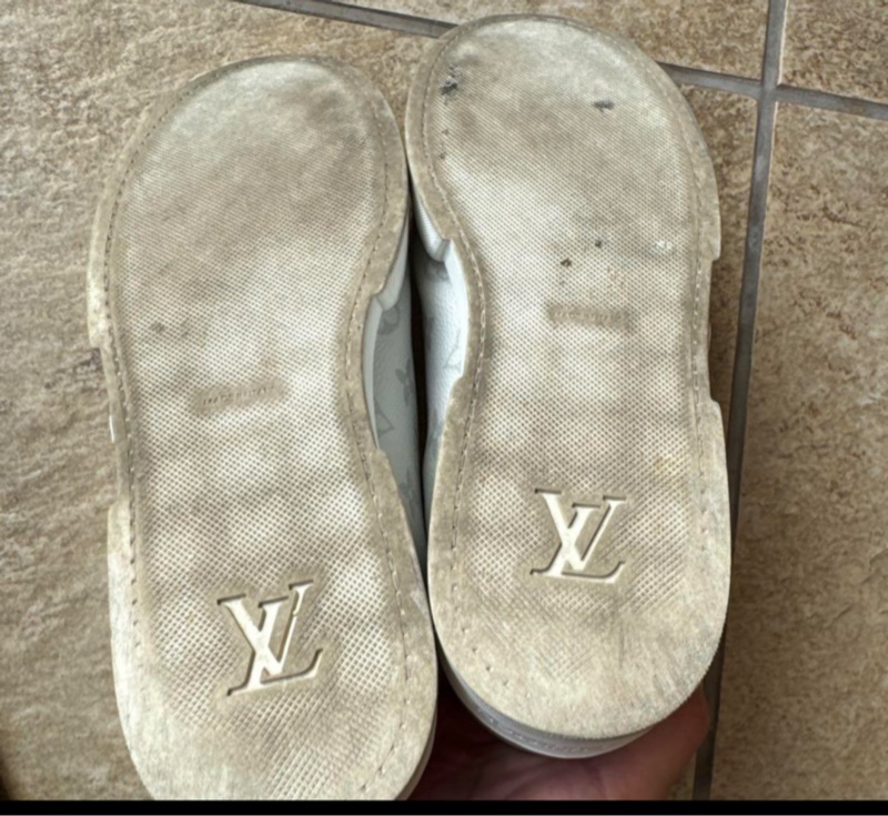 LOUIS VUITTON 灰白老花休閒鞋-5