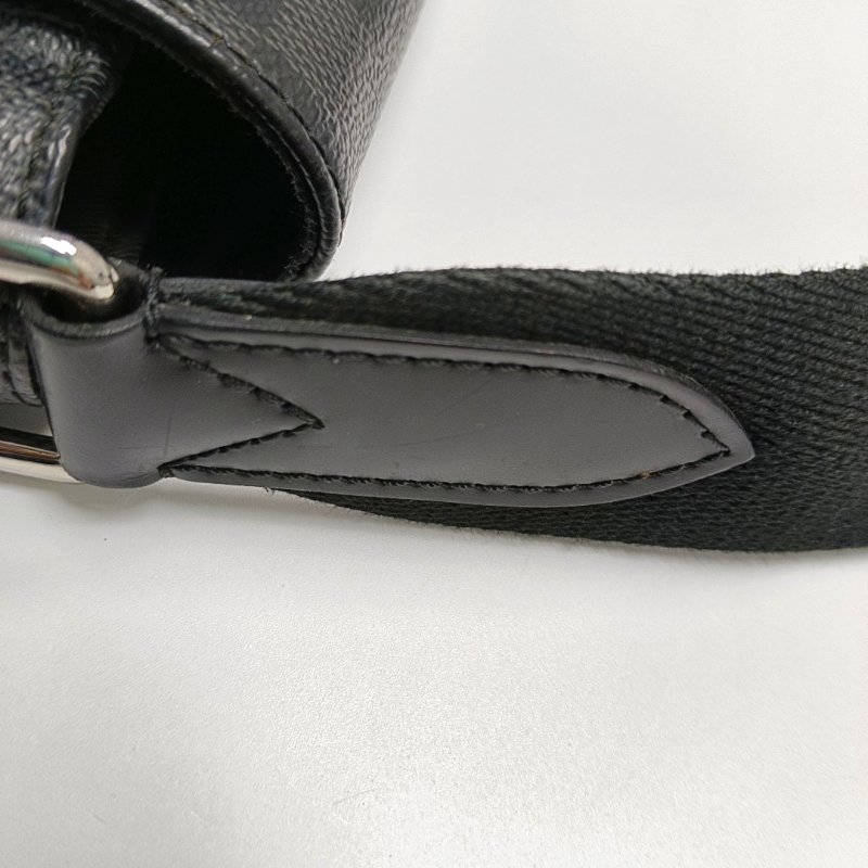 LOUIS VUITTON CHRISTOPHER 灰色塗層帆布棋盤格斜背包肩背包 銀色五金-11