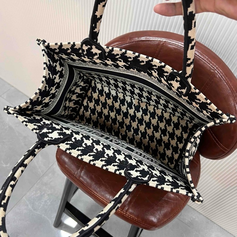 迪奧 Book tote 中號托特包 黑白千鳥格刺繡 手提包-11
