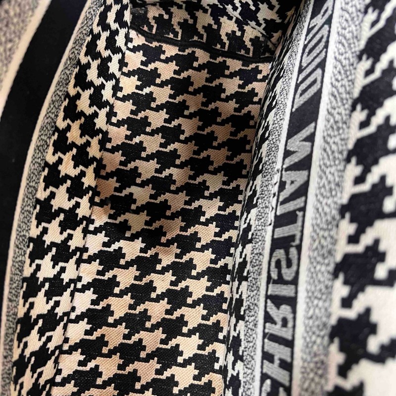 迪奧 Book tote 中號托特包 黑白千鳥格刺繡 手提包-14