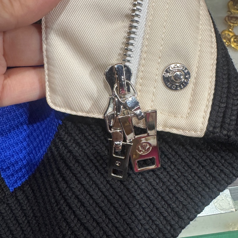 Lv 毛衣深藍外套/王吉娜古董精品-9