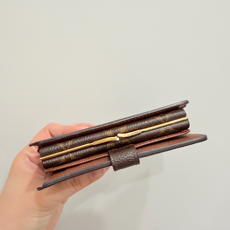 Louis Vuitton LV 經典老花 蝴蝶釦中夾-3