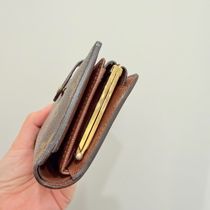 Louis Vuitton LV 經典老花 蝴蝶釦中夾-5