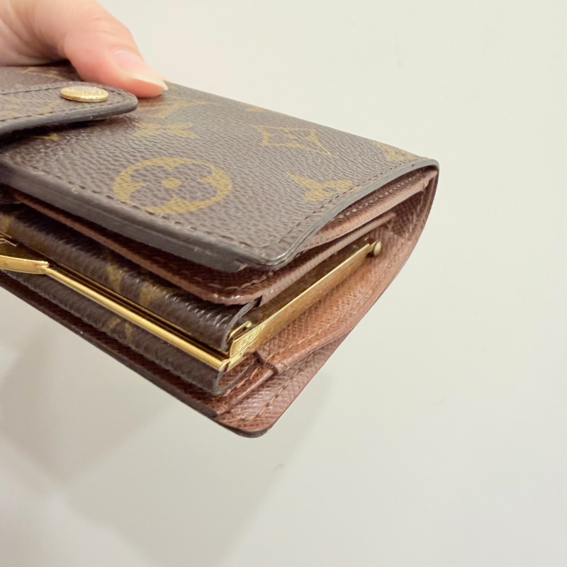 Louis Vuitton LV 經典老花 蝴蝶釦中夾-9