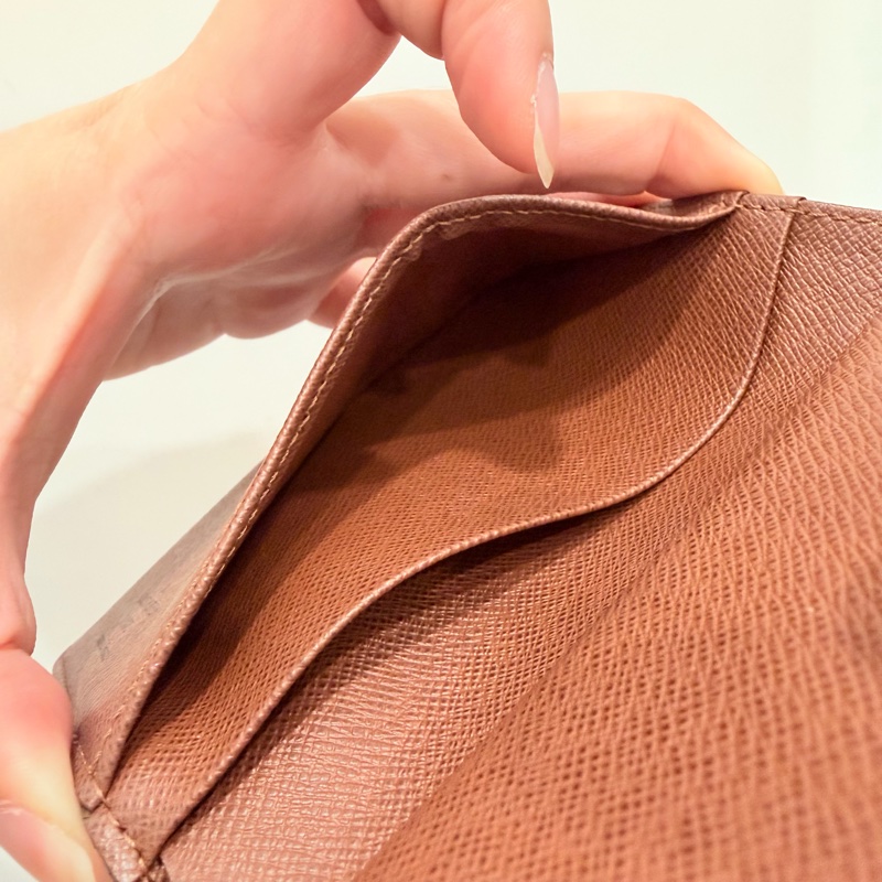 Louis Vuitton LV 經典老花 蝴蝶釦中夾-14