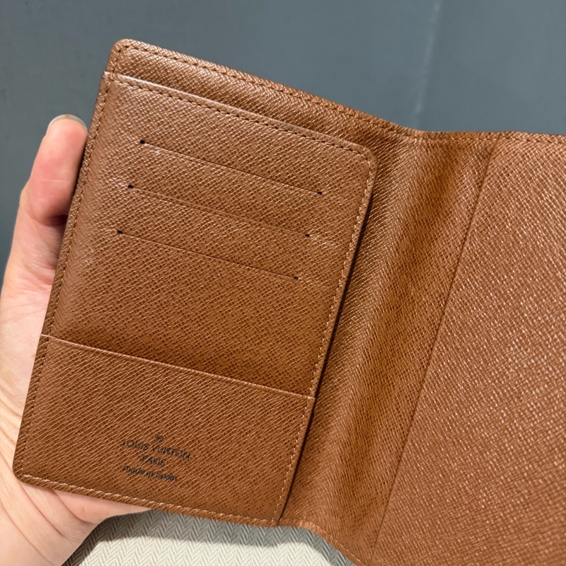 Louis Vuitton LV 經典老花 護照夾 護照套-10