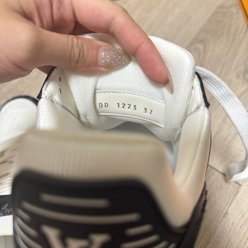 LV Trainer 運動鞋37號-8