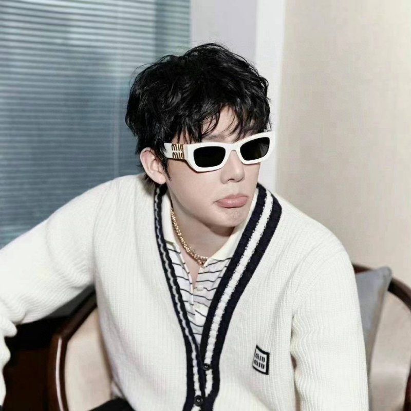 miumiu 09ws 全新全配-4