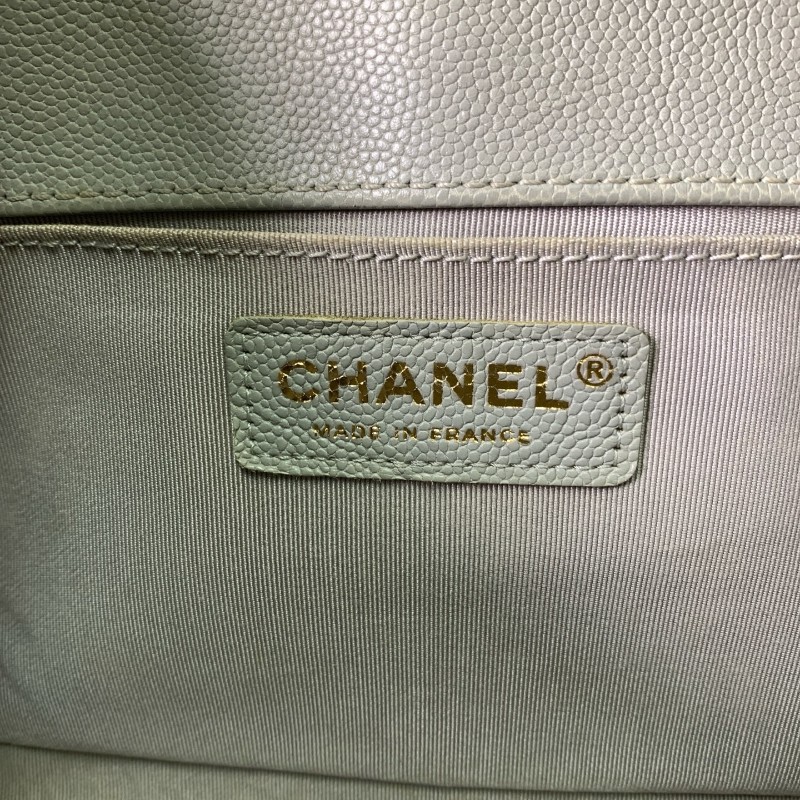 Chanel 香奈兒Leboy 中號 岩石灰金扣荔枝牛皮 肩背包 斜背包-14