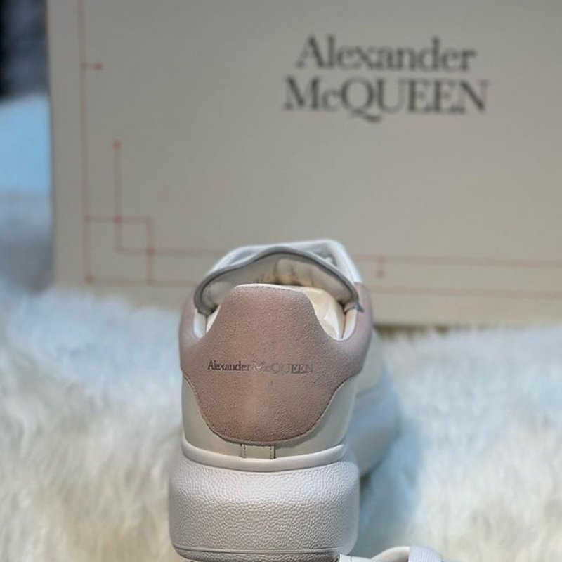 🛍️ 最後一波優惠・開搶倒數中!【ALEXANDER MCQUEEN】奶茶棕 麥坤小白鞋(下單前須先私訊)-4