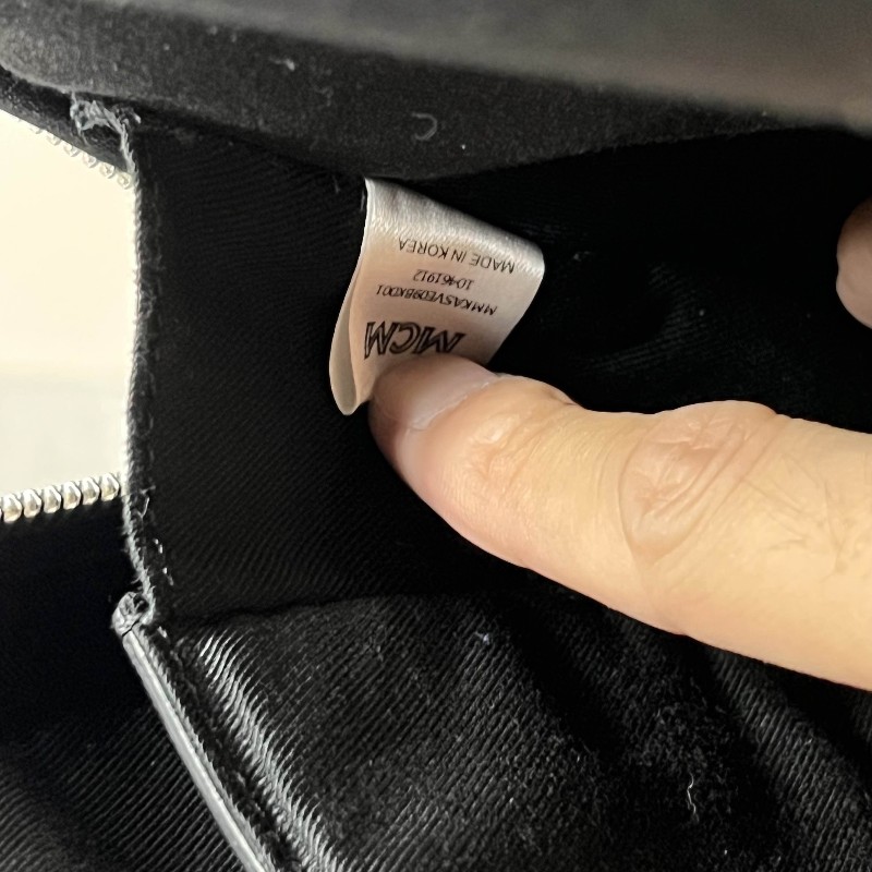 MCM 黑色老花 牛皮 新款中號 後背包 雙肩包-17