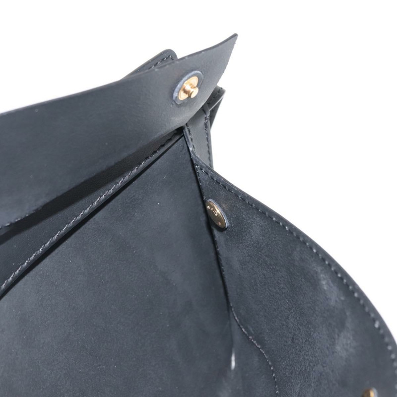 【日本直送】BURBERRY 腰包 皮革 黑色 金色 正品 bs29795-16