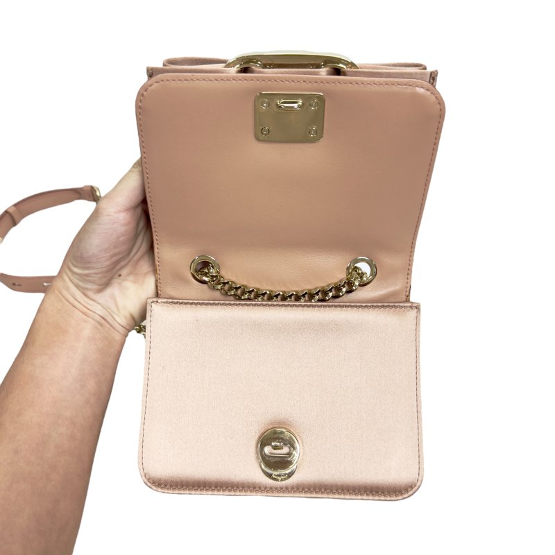 FERRAGAMO 滿鑽 鏈條 斜背包-14