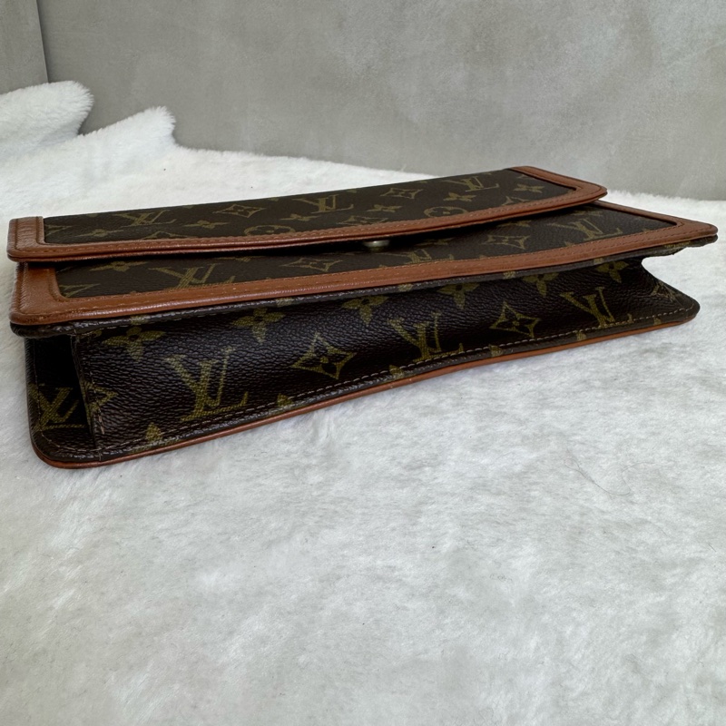 Louis Vuitton 26手拿包-5