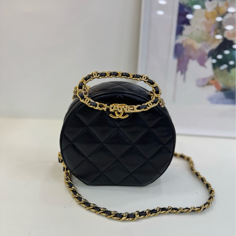【閒置❤️】 Chanel 23C 手柄圓餅包 黑金羊皮 鏤空圓環手柄 環形字母logo 手提單肩斜挎-2