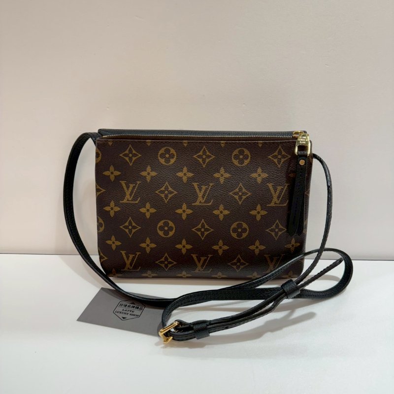 LV 斜背包/側背包/信封包 M50185 8成新-1