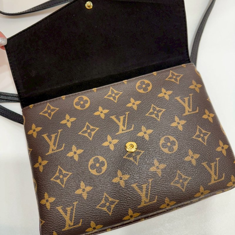 LV 斜背包/側背包/信封包 M50185 8成新-8