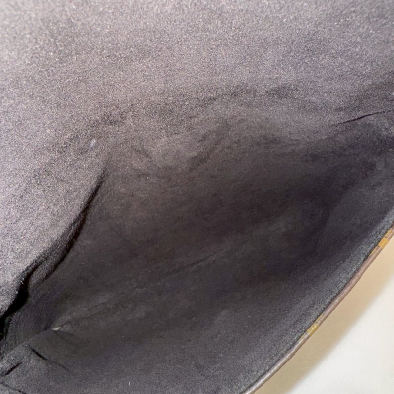 LV 斜背包/側背包/信封包 M50185 8成新-11