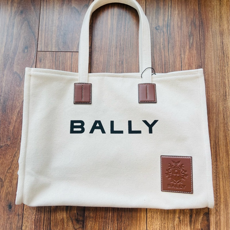 2025 小改款Bally米白帆布橫式托特包-7