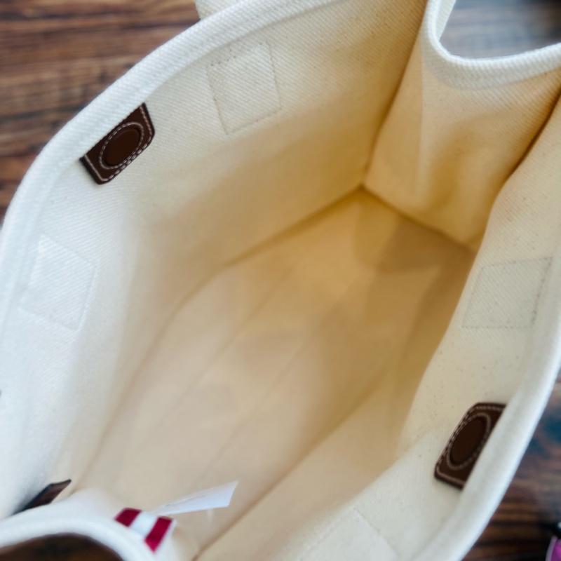 2025 小改款Bally米白帆布橫式托特包-11