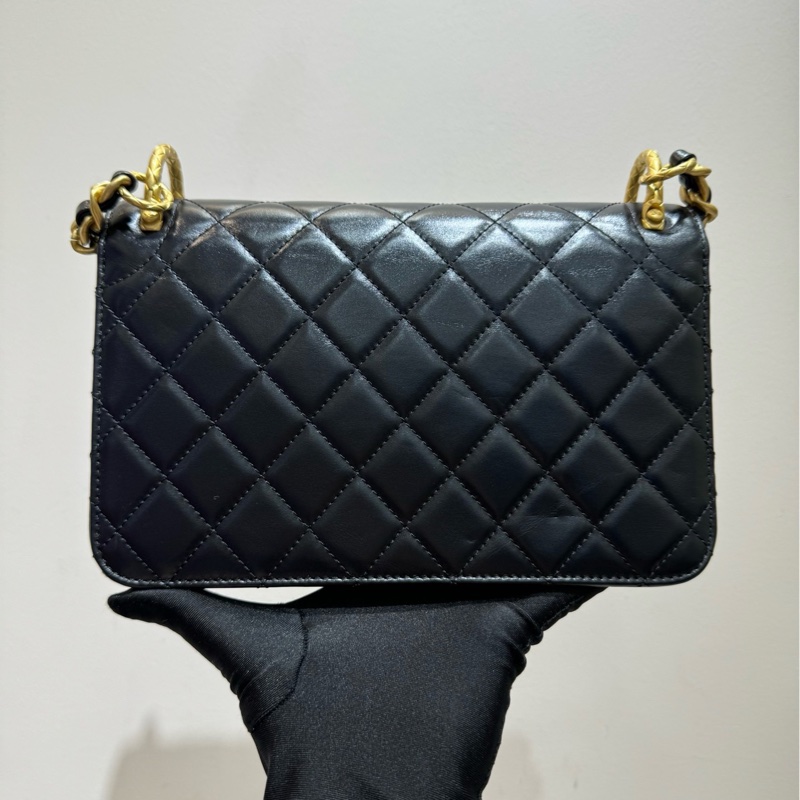 【有防塵袋99❤️】Chanel 21b戴妃 黑金 限量復古雕花五金單肩斜挎包-2