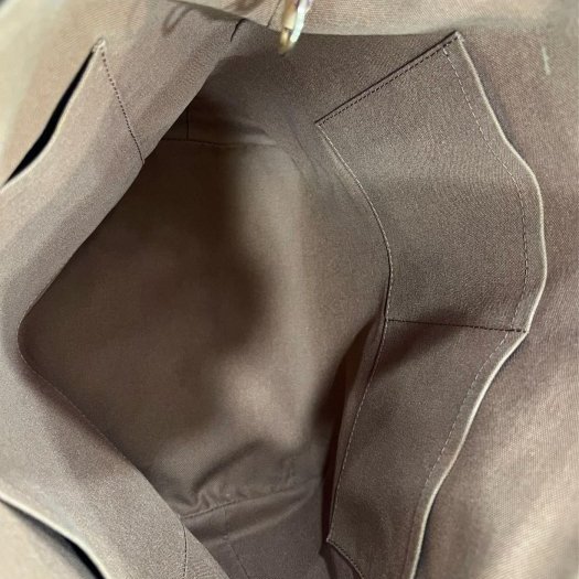 東區正精品㊣LV M56690 原花新款天心雙口袋拉鍊肩背包大款 RZ5958-2