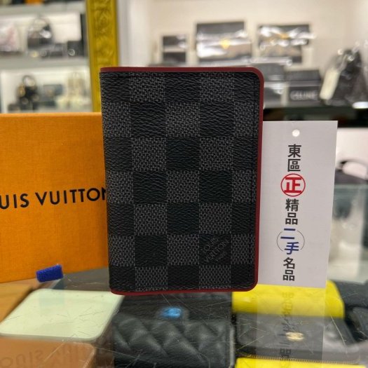 東區正精品㊣LOUIS VUITTON LV N63257 黑灰色棋盤格紅邊對折名片夾名片套卡片夾 RZ5956-0