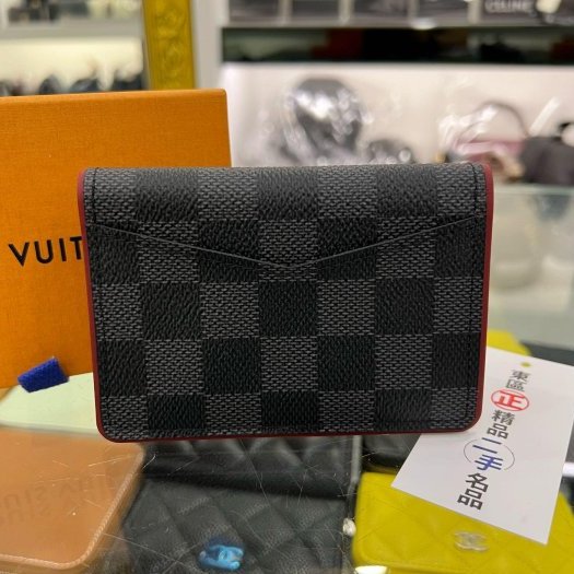 東區正精品㊣LOUIS VUITTON LV N63257 黑灰色棋盤格紅邊對折名片夾名片套卡片夾 RZ5956-6