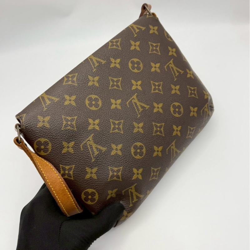 🏷️ Louis Vuitton 斜背包-5
