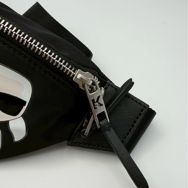🏷️ KARL腰包-1