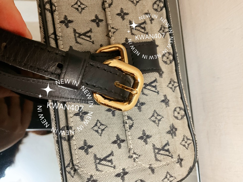 vintage lv denim camera bag 丹寜相機包-12