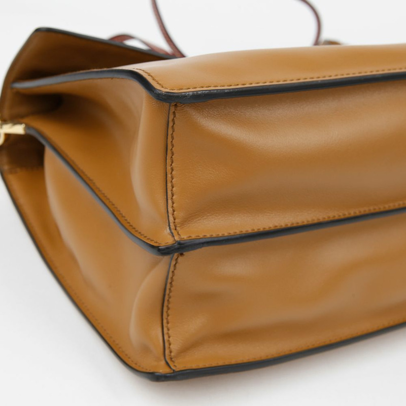 【包稅】PRADA 柔和音效吊飾裝飾大單肩包 1BD378-7