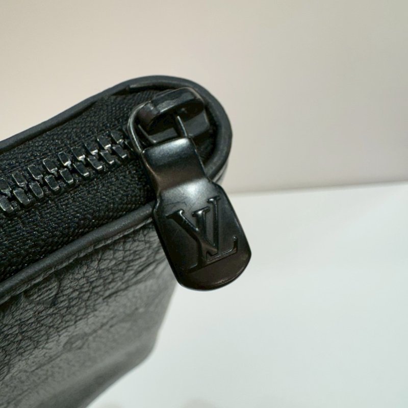 LV 全皮壓紋 拉鍊 長夾/皮夾 M62902 87成新-10