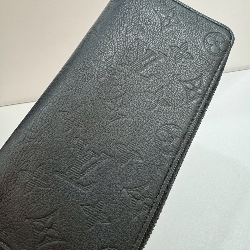 LV 全皮壓紋 拉鍊 長夾/皮夾 M62902 87成新-11