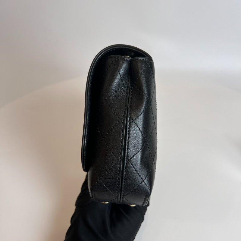 CHANEL 季節款玫瑰金鍊包牛皮黑27開-3