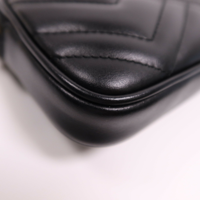 GUCCI 牛皮皮革GG Marmont金扣鏈帶肩背袋-12