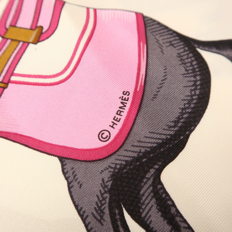 HERMES 絲質Triangle Scarf絲巾-4