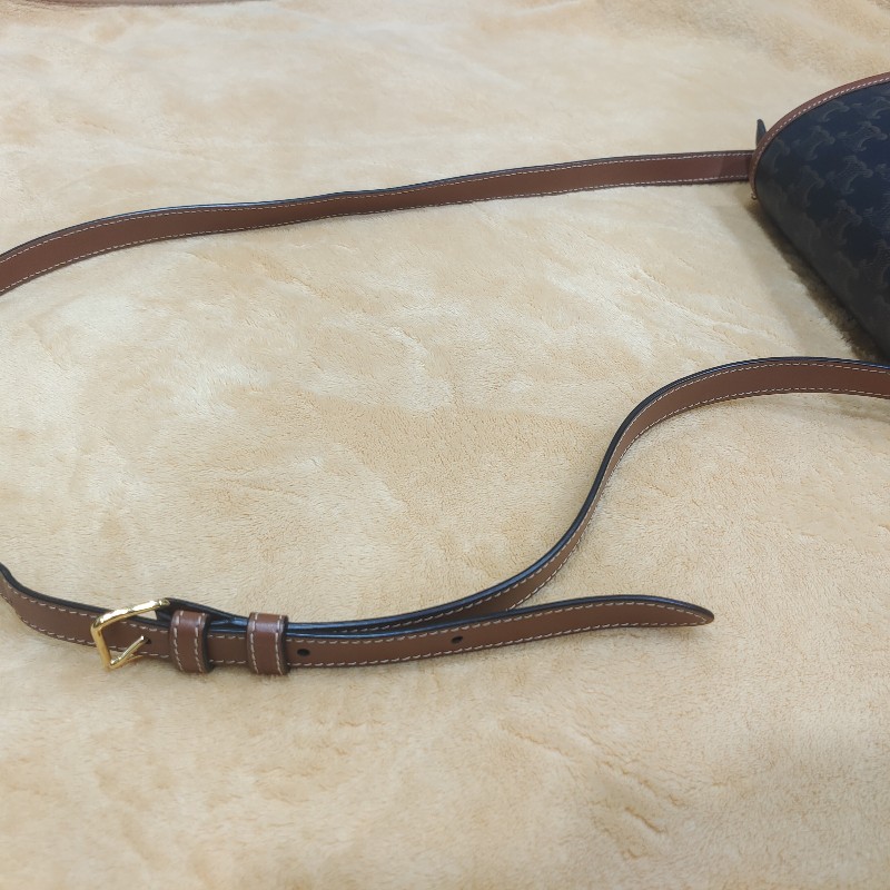 Celine中號馬鞍包 九成新全配附購證-2