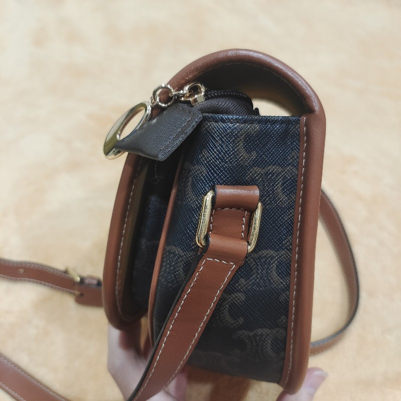 Celine中號馬鞍包 九成新全配附購證-13